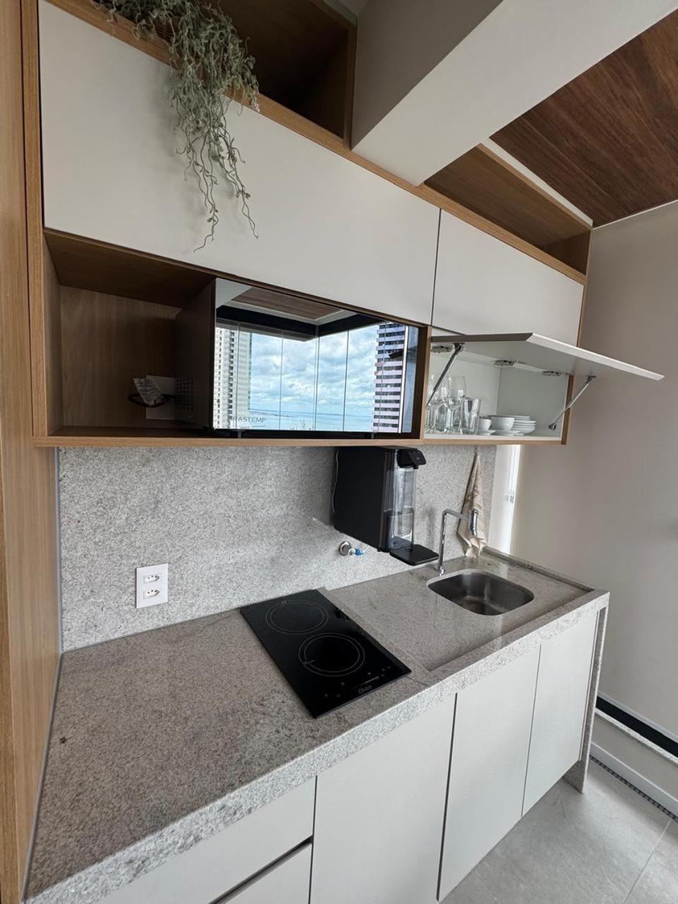 Experiencia Inesquecivel! Viva O Charme Do Corredor Vitoria Em Um Lindo De Alto Padrao Completo! Apartamento